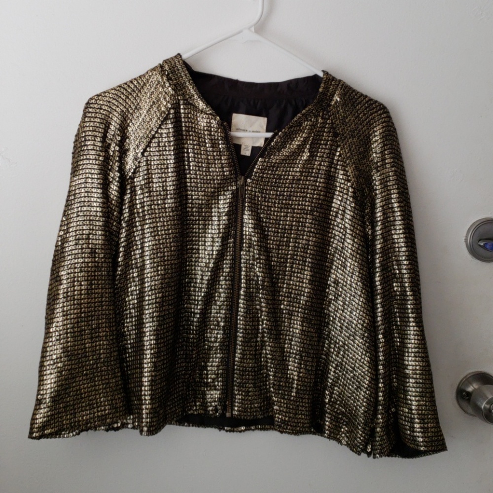 Gold sequined jacket will spice up your look!